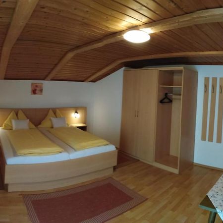 Ferienhaus Regina Верфенвенг Номер фото